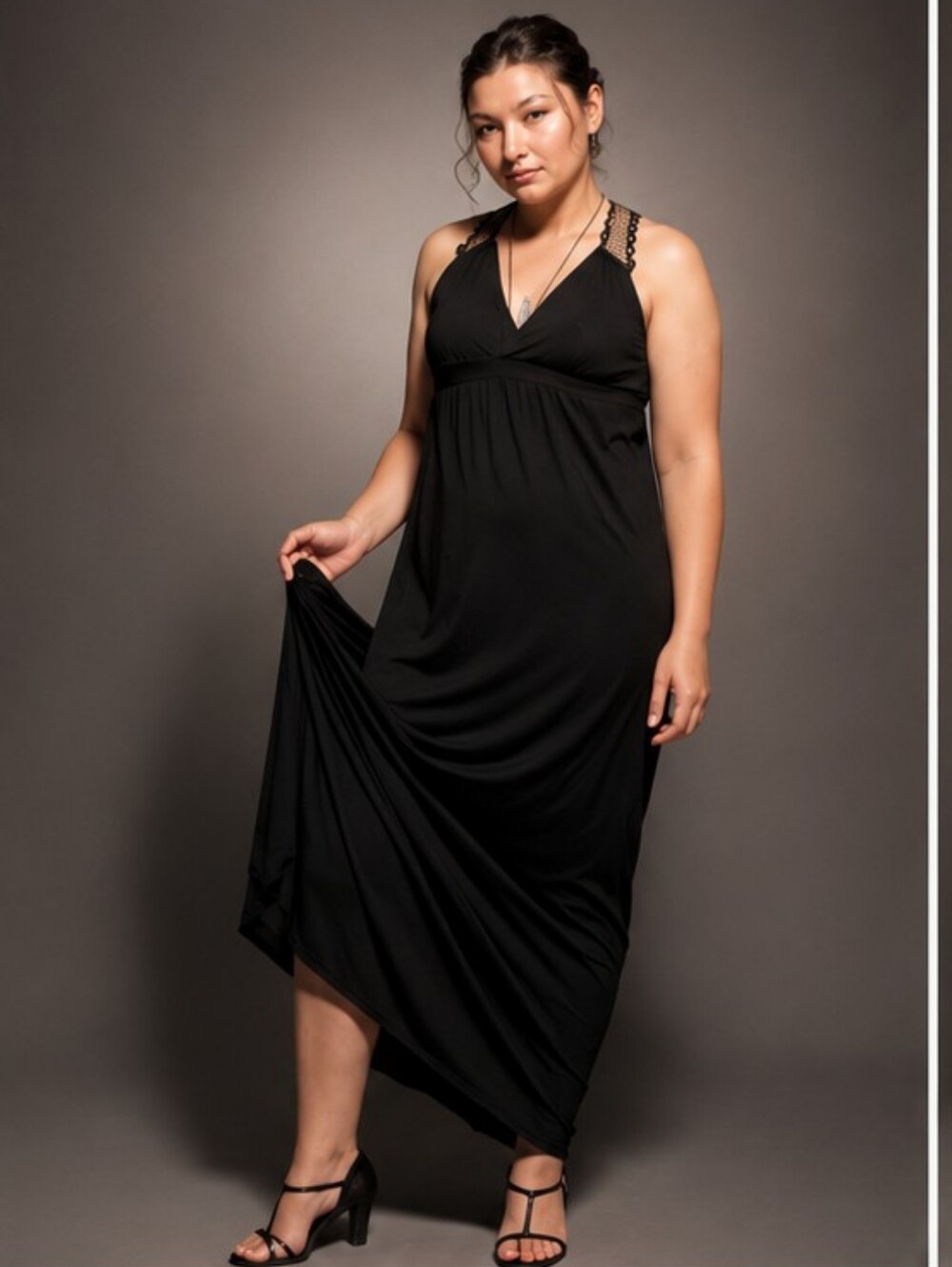 🍏Rue21 brand Women's size Medium Classic black color Floor-length maxi dress